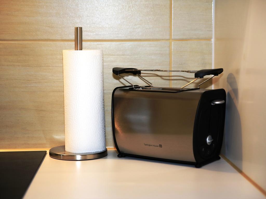 Flatprovider Comfort Eduard Apartment - Contactless Check In فيينا الغرفة الصورة