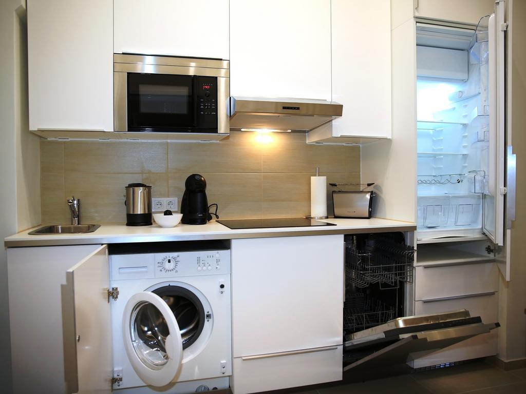 Flatprovider Comfort Eduard Apartment - Contactless Check In فيينا الغرفة الصورة