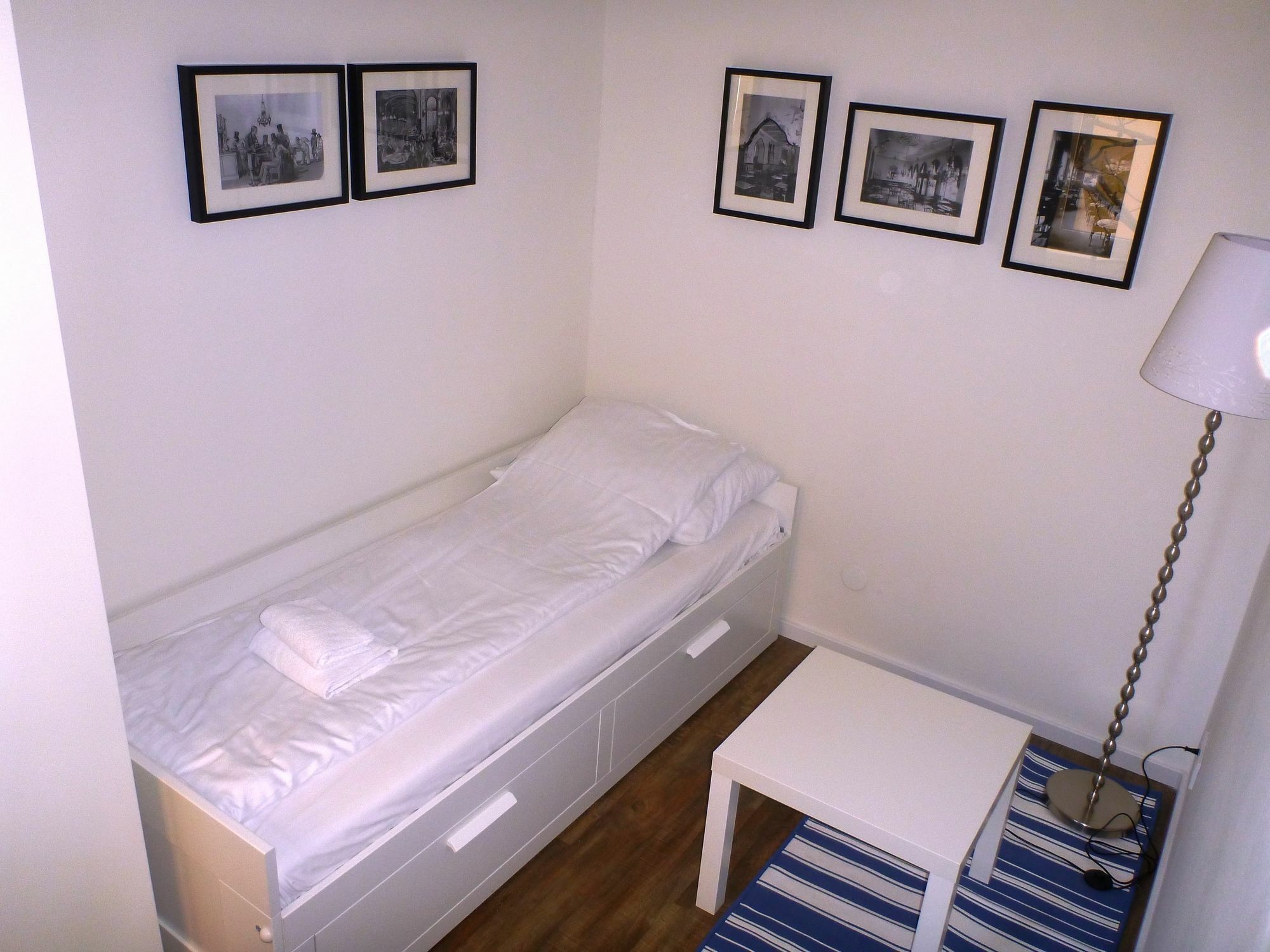Flatprovider Comfort Eduard Apartment - Contactless Check In فيينا المظهر الخارجي الصورة