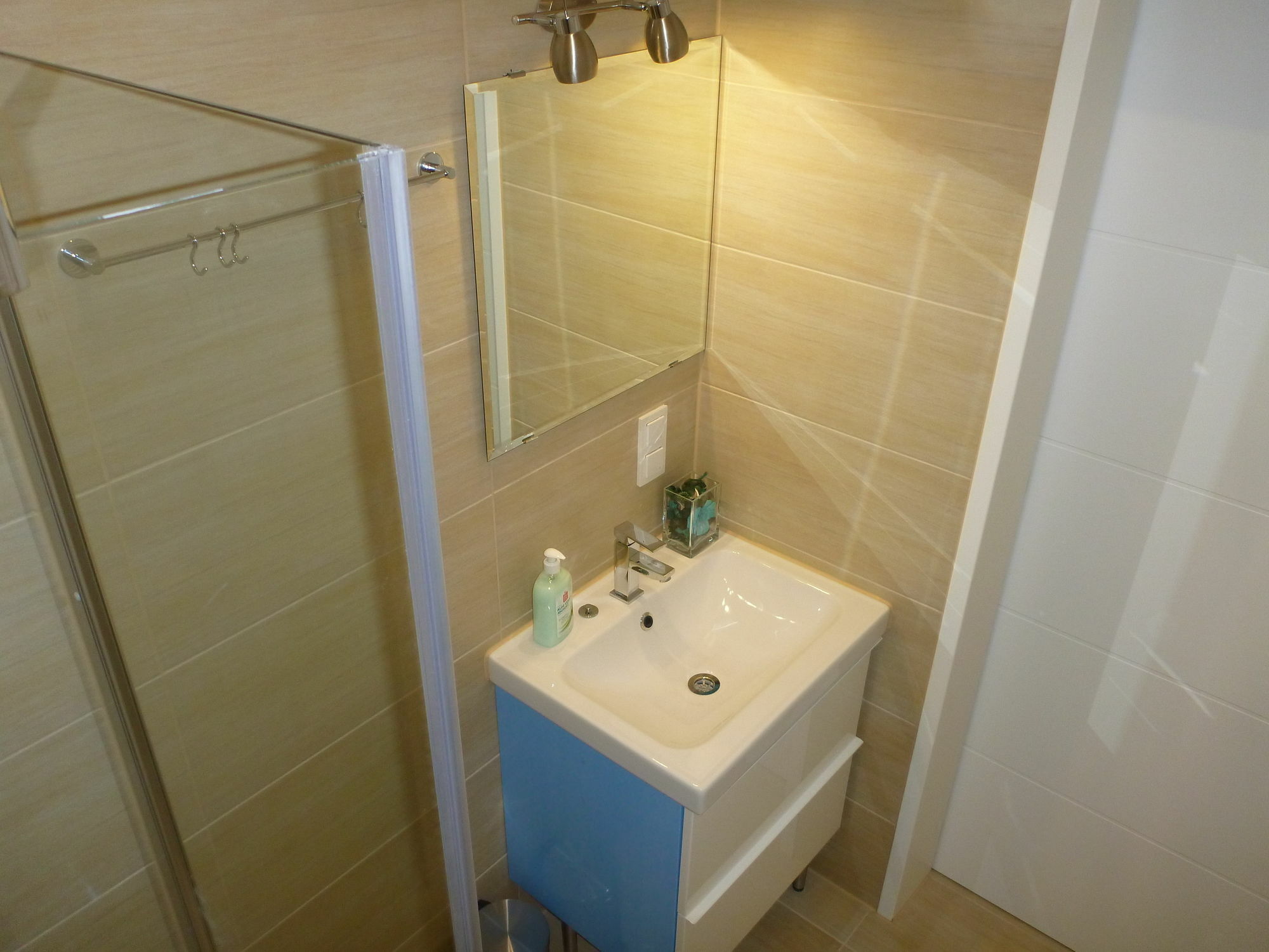 Flatprovider Comfort Eduard Apartment - Contactless Check In فيينا المظهر الخارجي الصورة