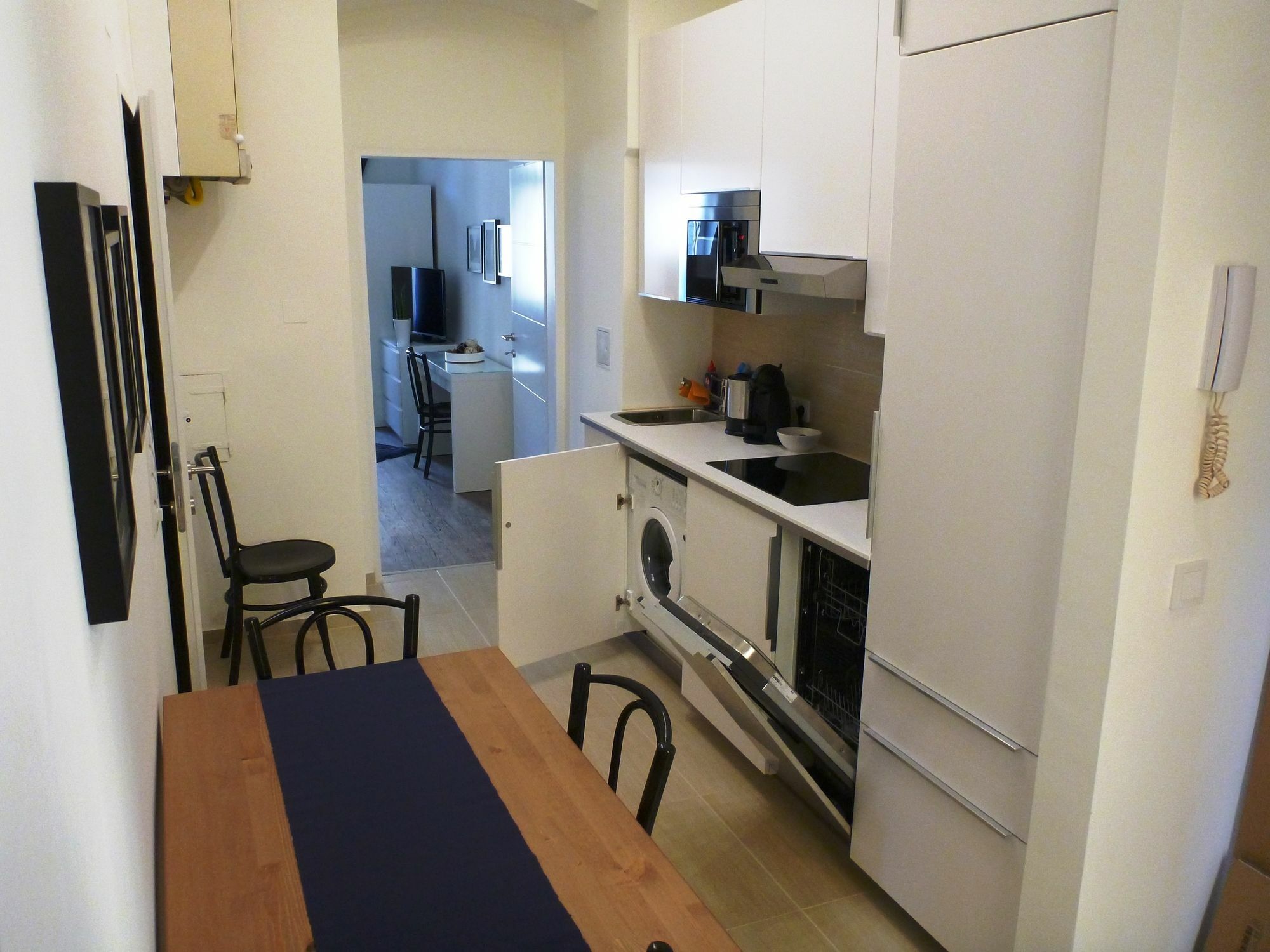 Flatprovider Comfort Eduard Apartment - Contactless Check In فيينا المظهر الخارجي الصورة