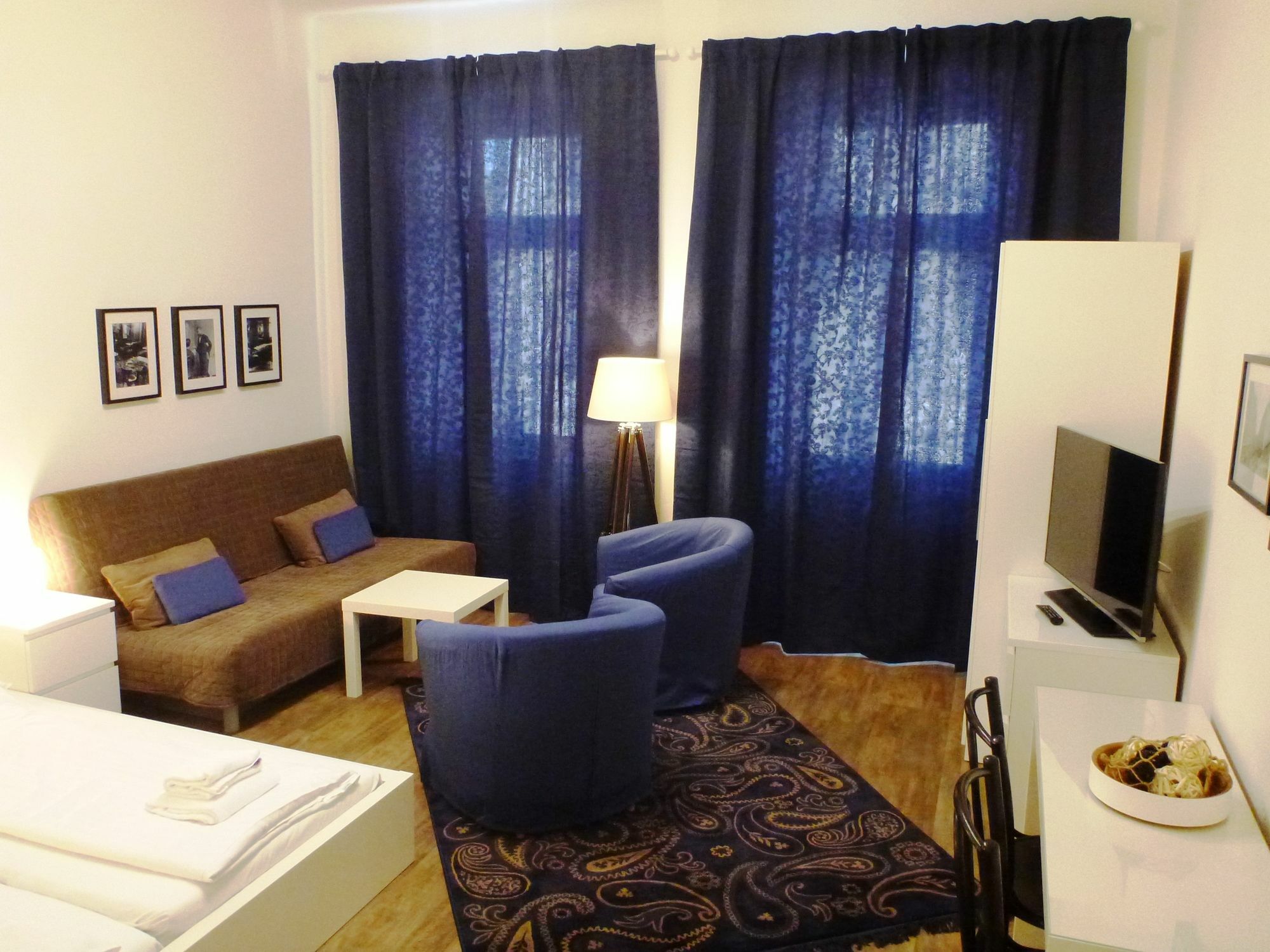 Flatprovider Comfort Eduard Apartment - Contactless Check In فيينا المظهر الخارجي الصورة
